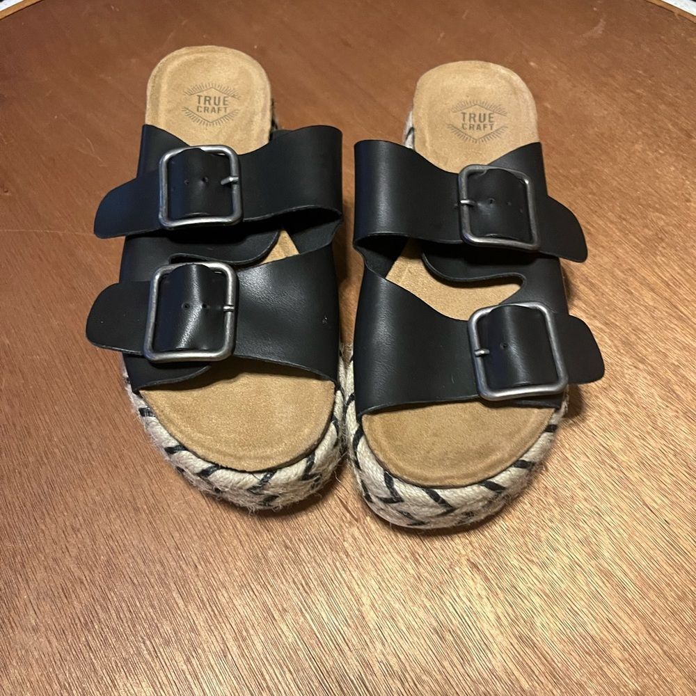 True Craft Black Sandals with Buckles